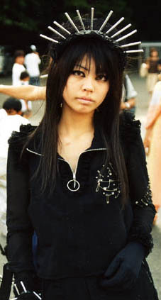 a Harajuku girl dressed in kosu-purei